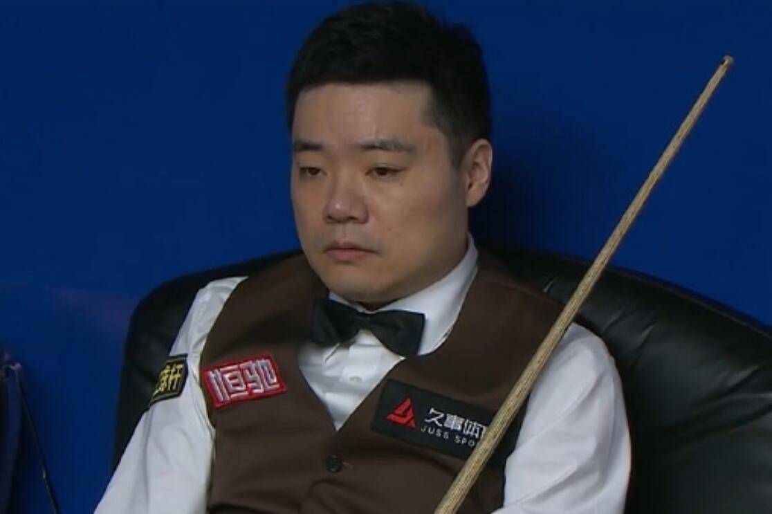 亚洲三级在线视频