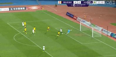 旅馆的门外女郎